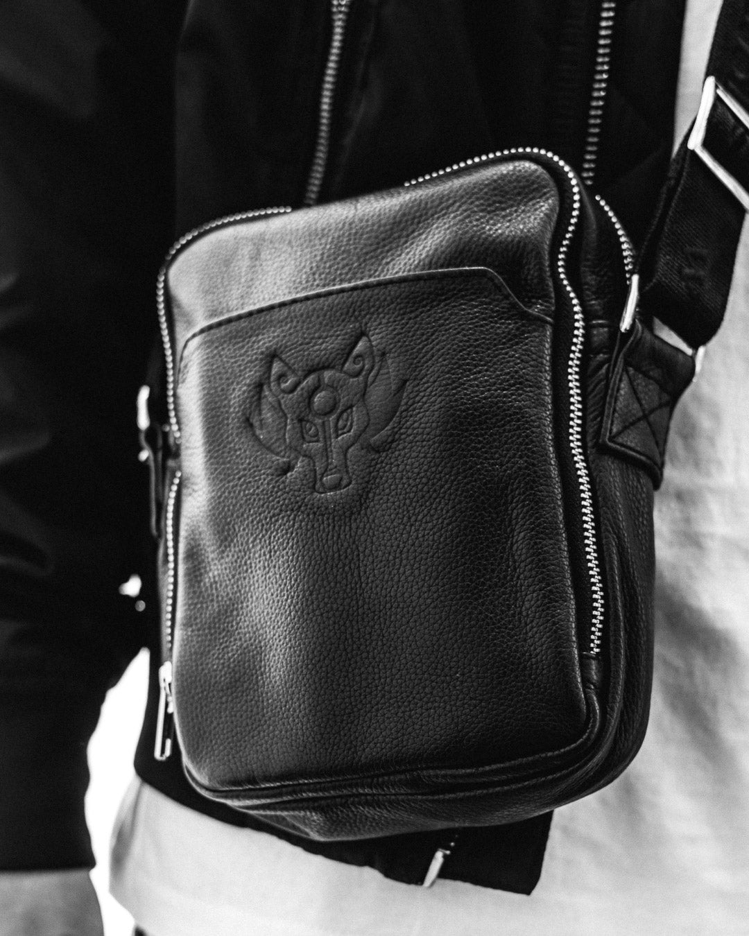 Wulfblas Leather Shoulder Bag